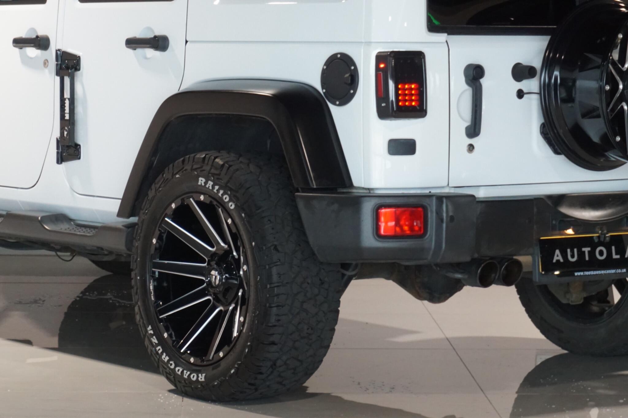 Jeep Wrangler 3.6 V6 JK Edition SUV 4dr Petrol Auto 4WD Euro 6 (280 bhp)